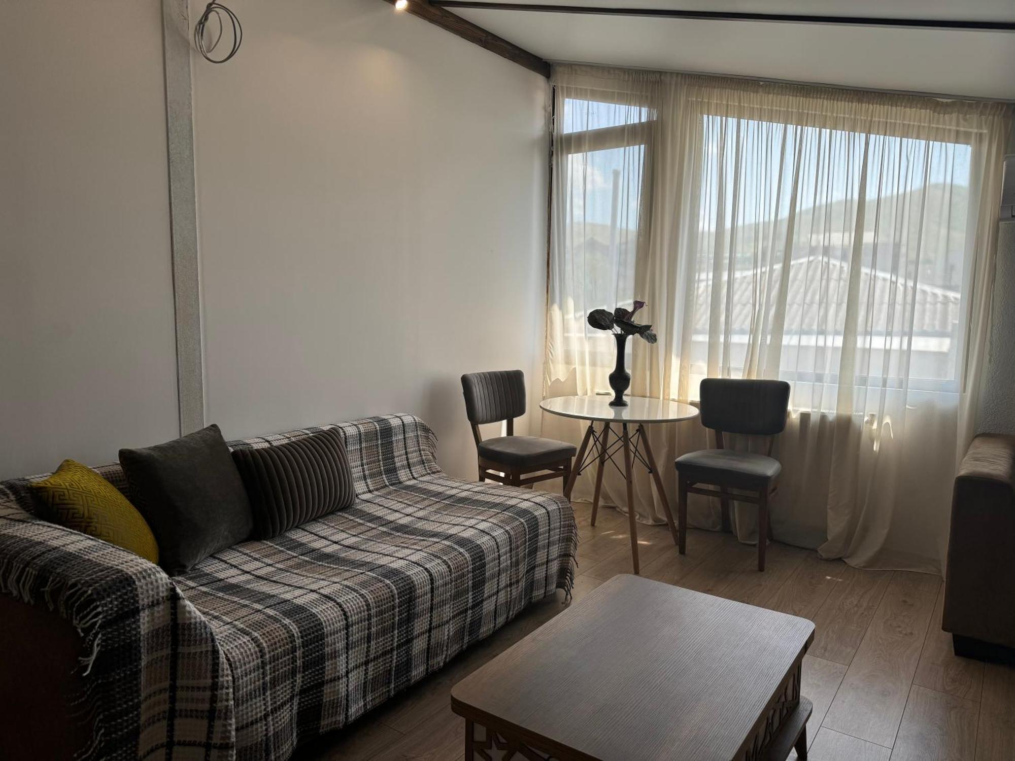 גורי Guest House Elene מראה חיצוני תמונה