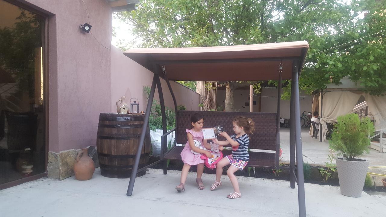 גורי Guest House Elene מראה חיצוני תמונה
